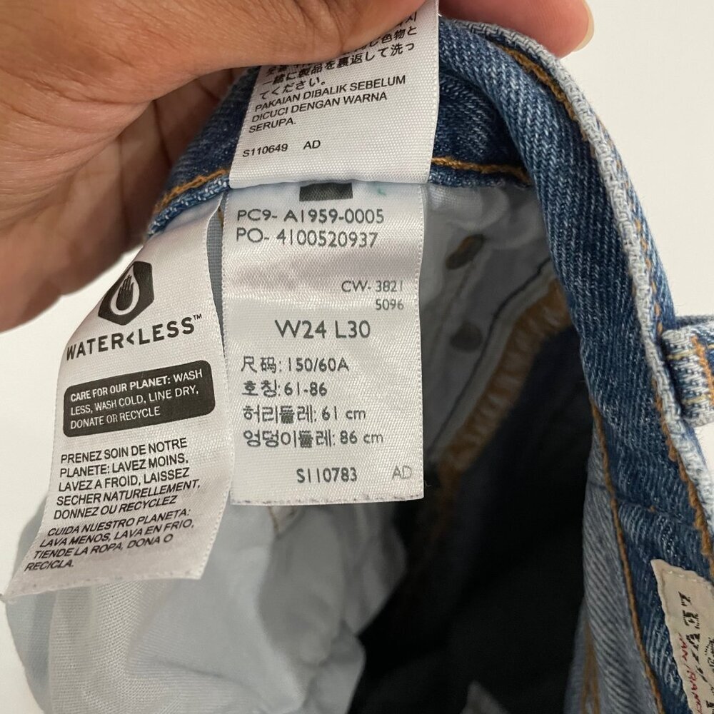 Levis Women Blue Jeans Size W24 L 30 - Picture 11 of 11